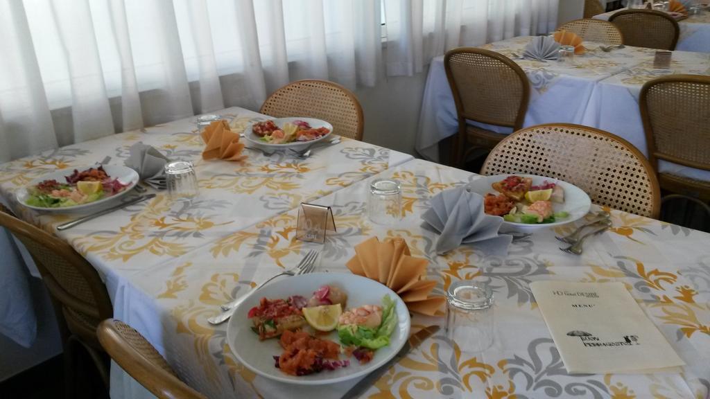 Hotel Desire' ريتشوني المظهر الخارجي الصورة