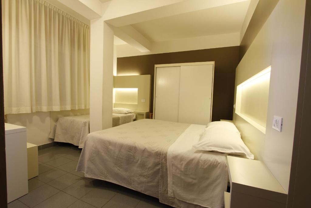 Hotel Desire' ريتشوني الغرفة الصورة